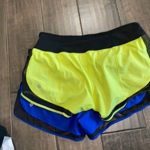 hotty hot lulu lemon shorts